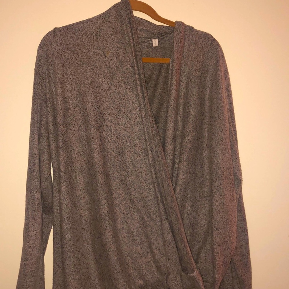 maternity and nursing shirt